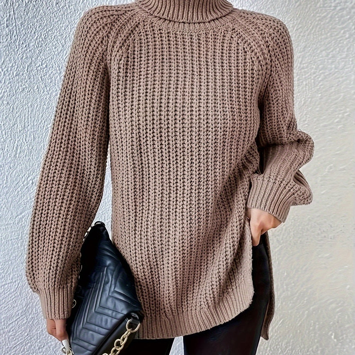 Tara - Soft Turtleneck Knit